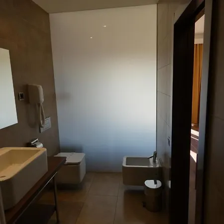 Otel Fuente Del Miro 3*