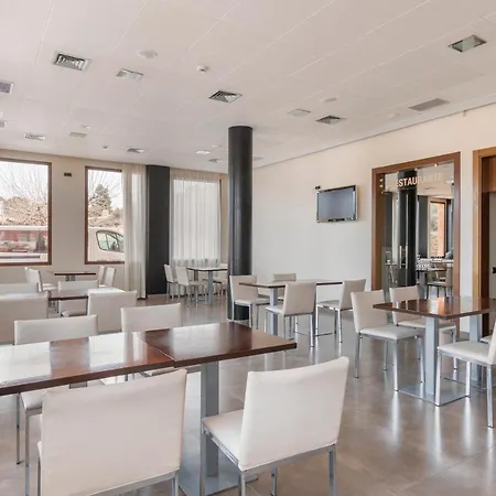 ホテル Fuente Del Miro