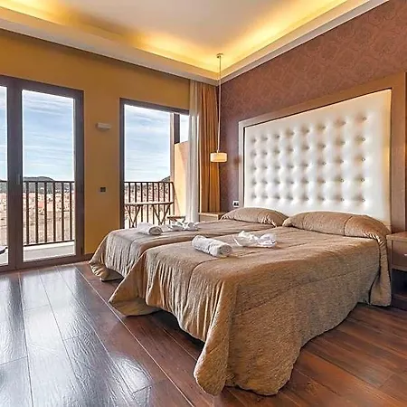 Hotel Fuente Del Miro