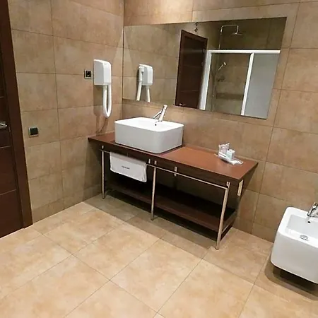 Fuente Del Miro Hotel 3*