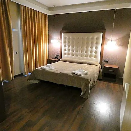 Hotel Fuente Del Miro