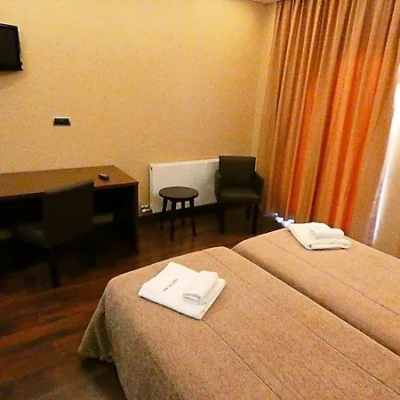 Fuente Del Miro Hotel 3*