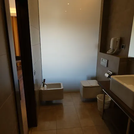 Fuente Del Miro Hotel 3*
