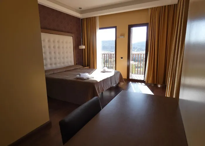 Hotell Fuente Del Miro 3*