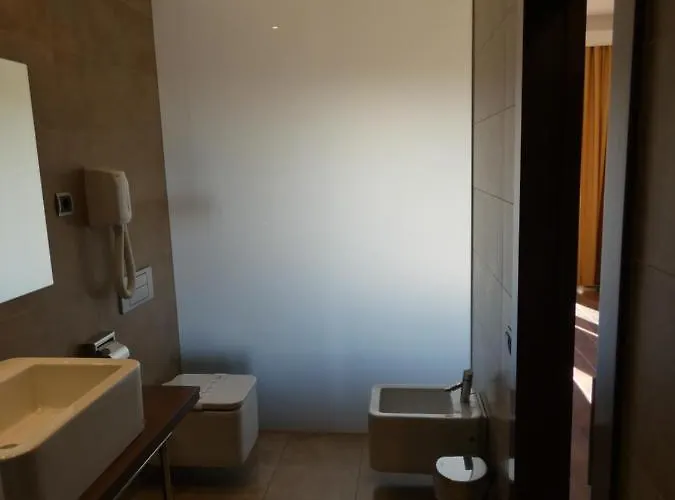 Hotell Fuente Del Miro 3*