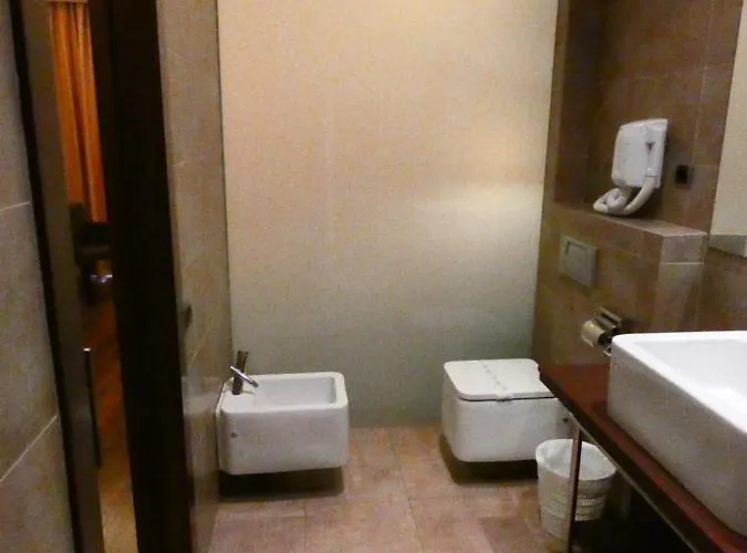 Fuente Del Miro Hotel