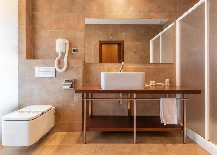 Hotell Fuente Del Miro