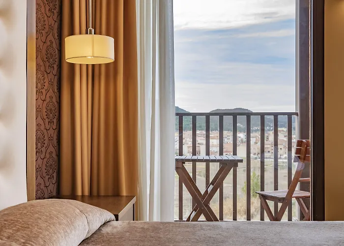 Hotel Fuente Del Miro 3*