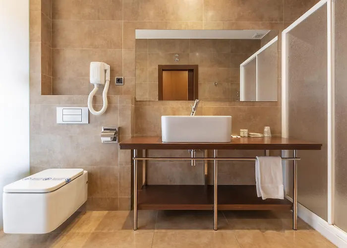 Fuente Del Miro Hotel 3*